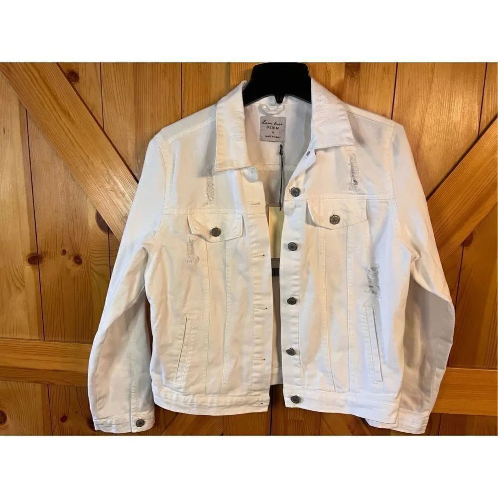 Love Tree Denim Jacket Size 1X White Distressed nwt (3039)